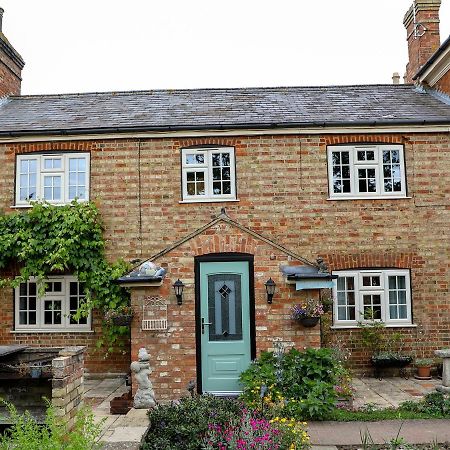 Woodleys Cottage Woburn Sands 外观 照片