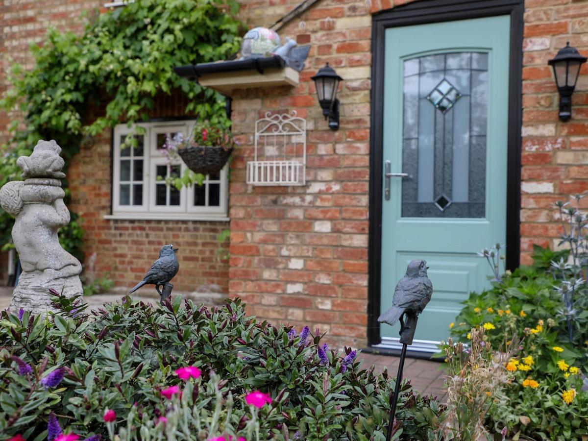 Woodleys Cottage Woburn Sands 外观 照片